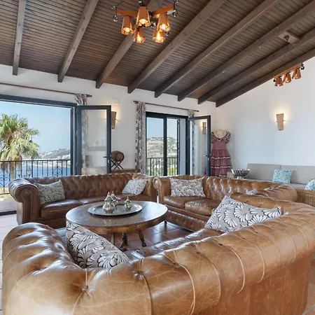 Dalias Villa